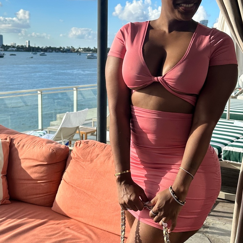 Pink Ruched Cut-Out Mini Dress - Picture 4 of 5